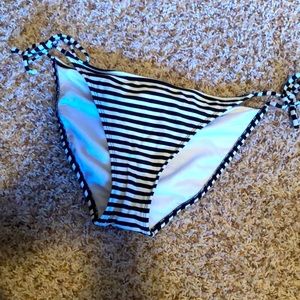 Bathing suit bottoms